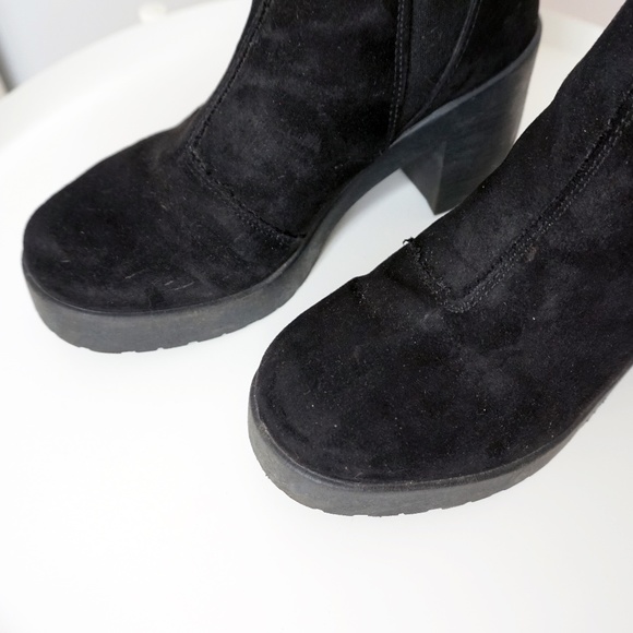 COPY - TOPSHOP Black Faux Suede Boot - Picture 4 of 4